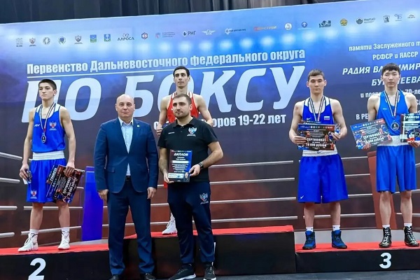 Студенты СГУГиТ покоряют ринг Дальнего Востока