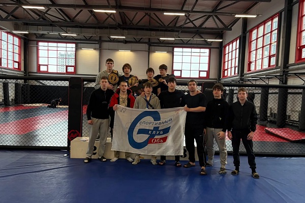 Студенты СГУГиТ покоряют борцовский ковер II Кубка г. Барнаула