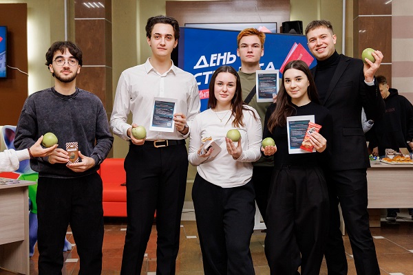 Студенты СГУГиТ показали интеллектуальную мощь в квизе ко Дню студента