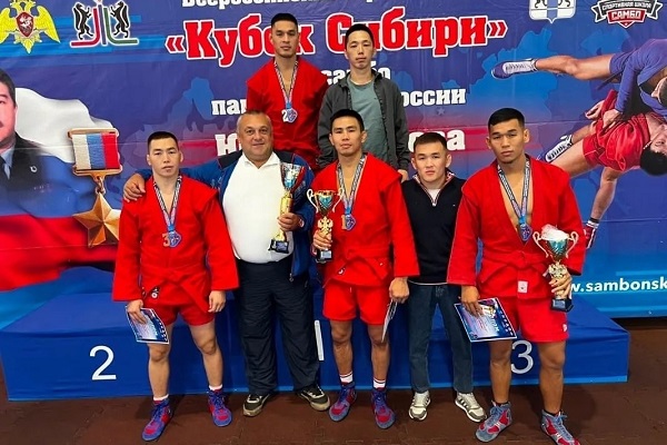 Сотрудник и студент СГУГиТ стали призерами Всероссийского турнира по боевому самбо «Кубок Сибири»