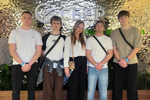 «Ночь в Сбере»: студенты СГУГиТ погрузились в мир IT и карьерных возможностей