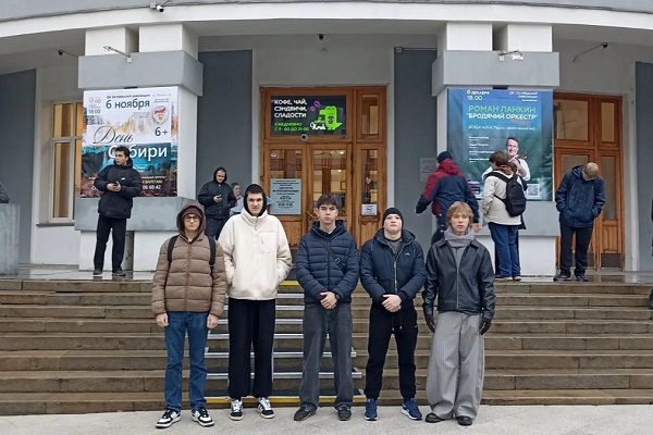 Первый шаг к успешной карьере: студенты СГУГиТ посетили Городскую ярмарку вакансий