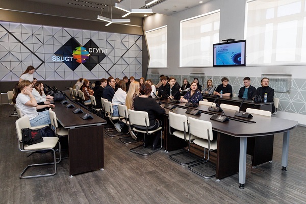 В СГУГиТ состоялось открытие фестиваля «ВузЭкоФест-2026»