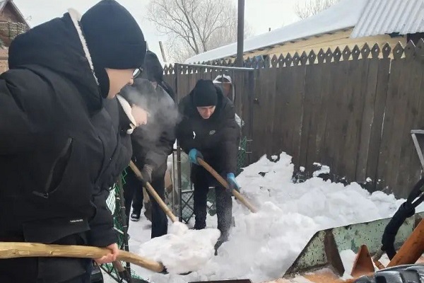 Студенты СГУГиТ продолжают заботиться о тех, кто остался без поддержки родных