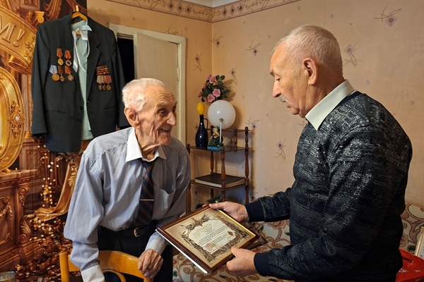 Ветерану СГУГиТ, полковнику В.В. Корнилову – 100 лет