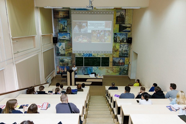 В СГУГиТ прошла лекция о донорстве крови