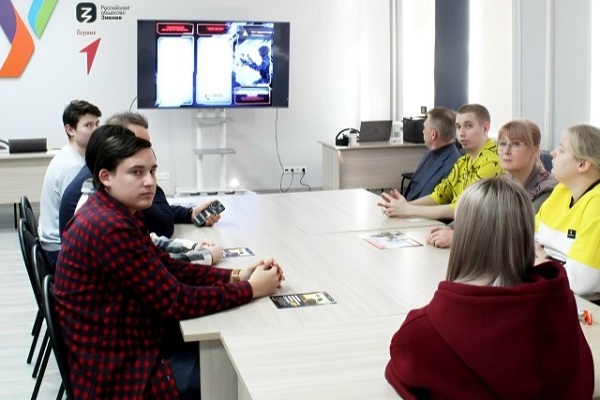 В Патриотическом клубе СГУГиТ обсудили новые векторы развития и службу в войсках беспилотных систем