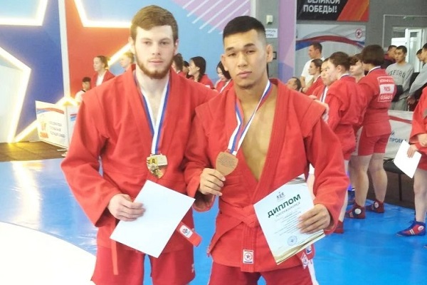 Спортсмены СГУГиТ завоевали награды на 49-й Универсиаде по самбо имени князя Александра Невского